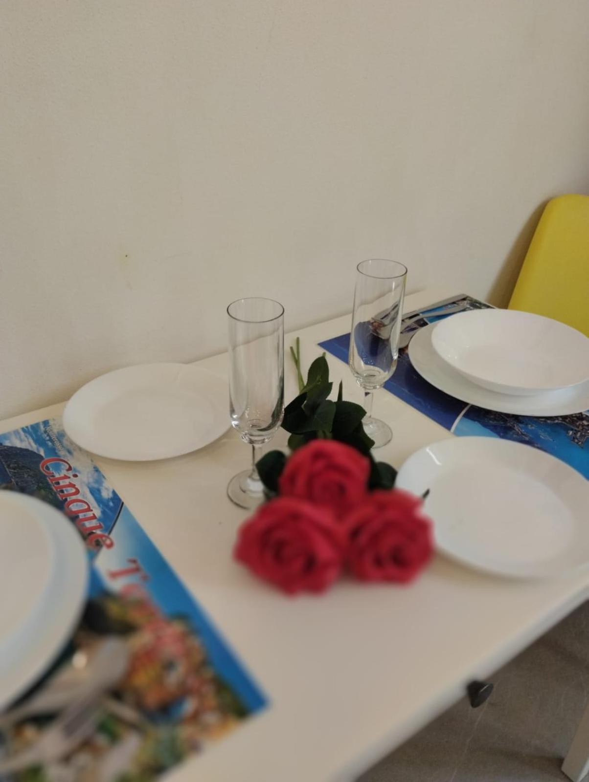 Casa Vacanze Tita La Tua Base Per Visitare Il Mare Delle Cinque Terre Apartment ลาสเปเซีย ภายนอก รูปภาพ