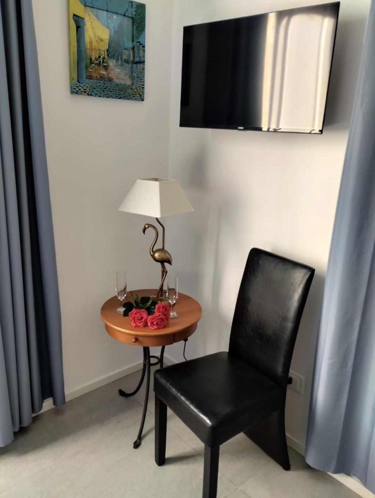 Casa Vacanze Tita La Tua Base Per Visitare Il Mare Delle Cinque Terre Apartment ลาสเปเซีย ภายนอก รูปภาพ